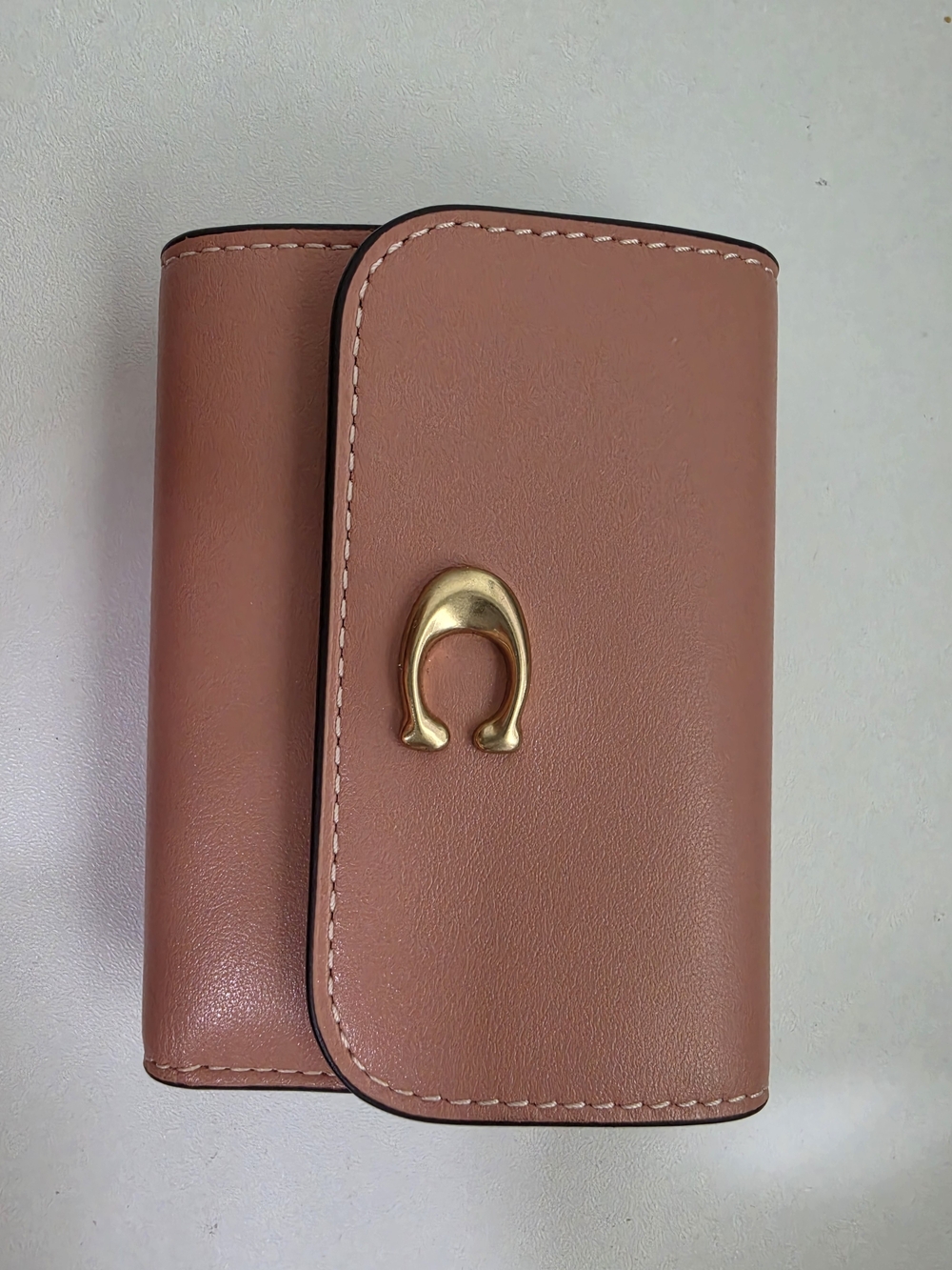 Coach Essential Leather Card Holder Wallet in Dark Peach-NWOT